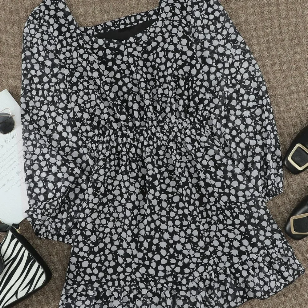𝅺CLASSIC Ruffled Floral Dress - Picture 3 of 6